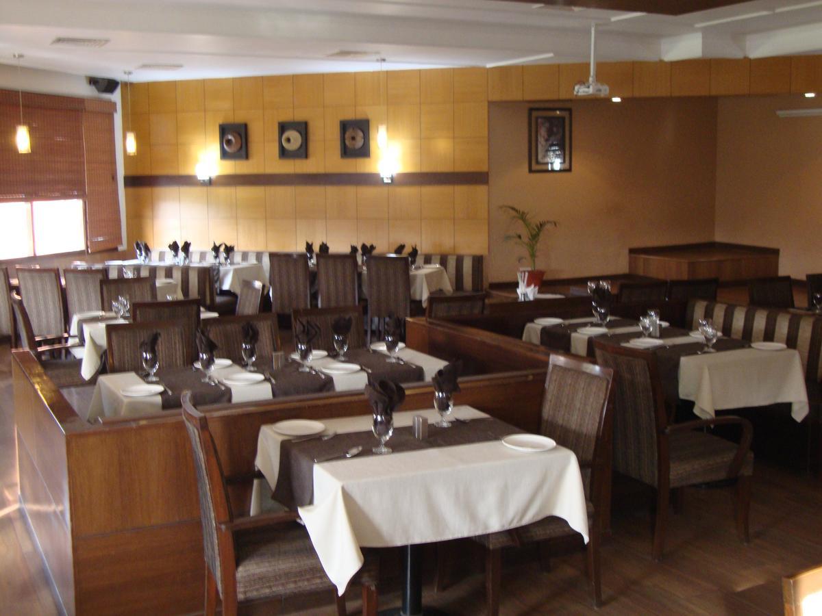 Hotel North Park Panchkula Dış mekan fotoğraf